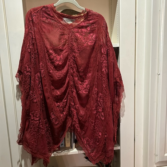 DDR Lace poncho S/M - Picture 1 of 8